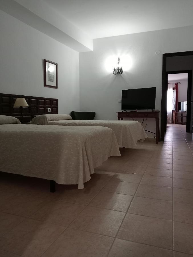Hotel Nuevo Arlanza Covarrubias Exterior foto