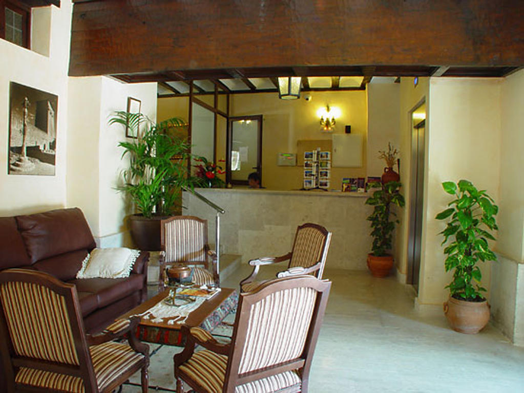 Hotel Nuevo Arlanza Covarrubias Exterior foto